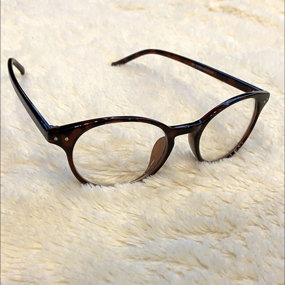 Fashion glasses - Picture 1 of 4